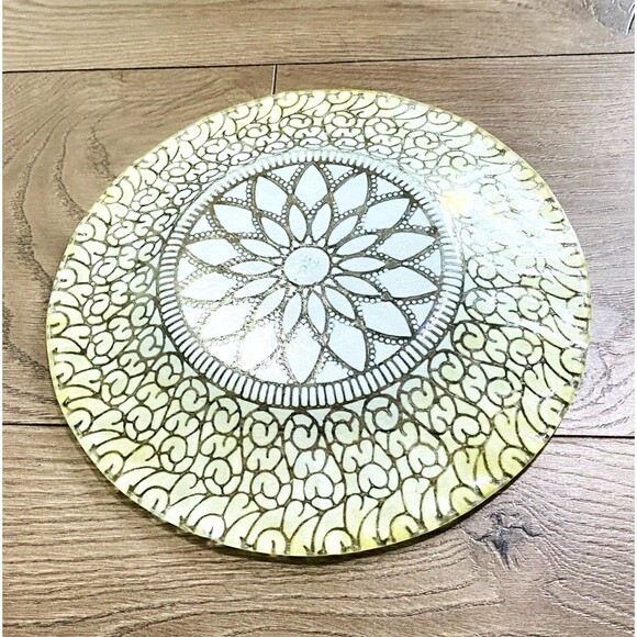 Signed Vintage Art Glass Plate Yellow White Clear Lacy Pattern 8.75 in - Picture 9 of 12